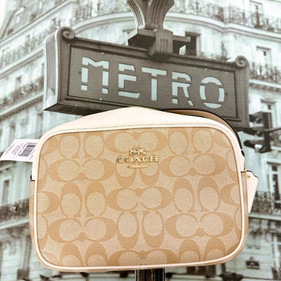 Coach CR135 Jamie Camera Bag In Signature Canvas IN LIGHT KHAKI CHALK - Picture 2 of 9